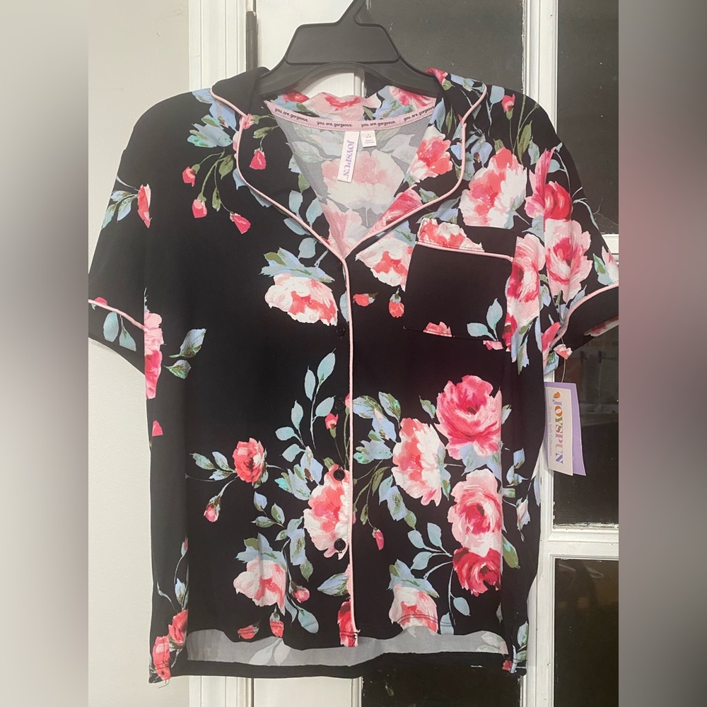 JoySpun Floral Black Women's PJ Top - S